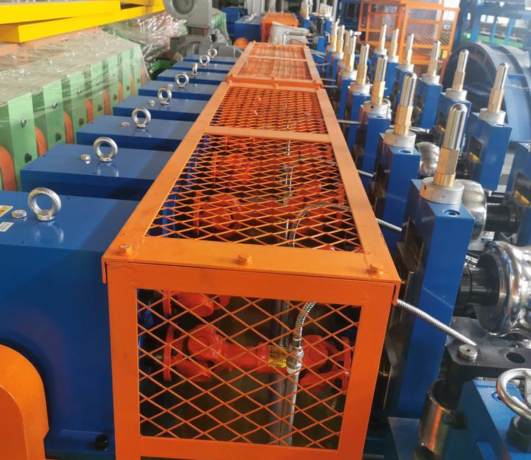 鋼塑復合管生產設備 鋼塑復合管生產設備